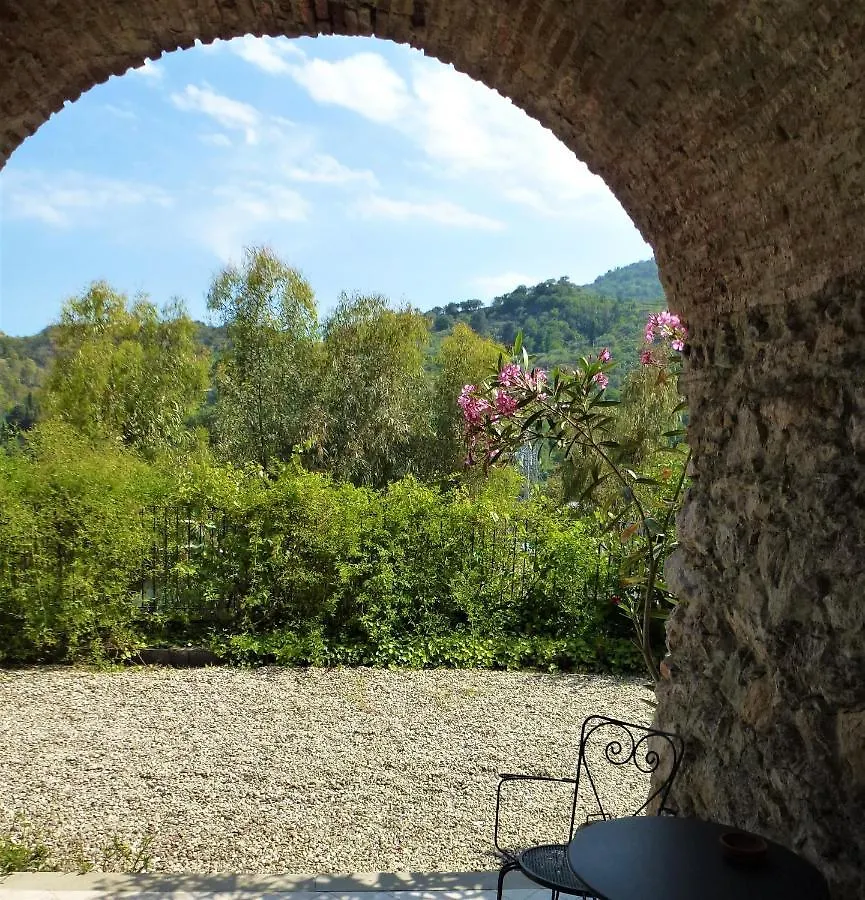 Casale Praia Letojanni 0*,  Italien